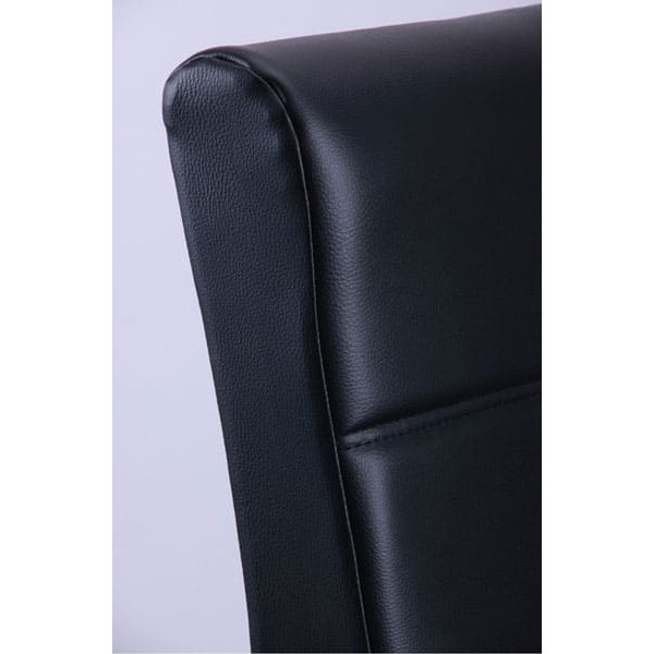 Крісло АМФ Фаворит Пластик Скаден Чорний-5