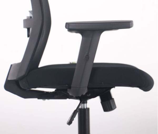 Крісло АМФ Uran Black HR сидіння Нест-01 Чорна/спинка Сітка SL-00 Чорна-11