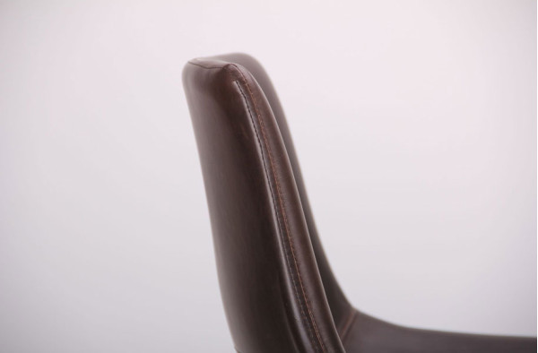 Барний стілець AMF Colt Шоколад-13