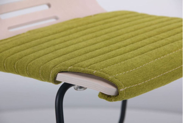 Барний стілець AMF Мальта Хокер Софт Чорний графіт-10