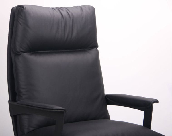 Крісло АМФ Kennedy Black-6