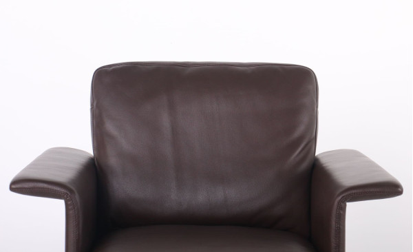 Кресло AMF Lorenzo Brown-5