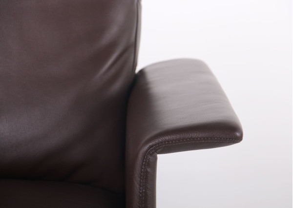 Кресло AMF Lorenzo Brown-8