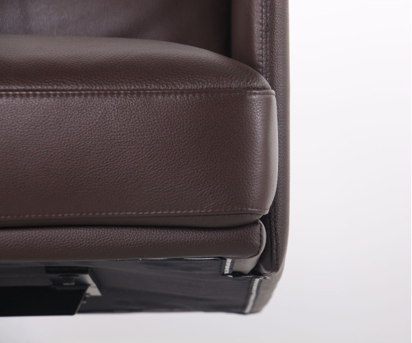 Кресло AMF Lorenzo Brown-9