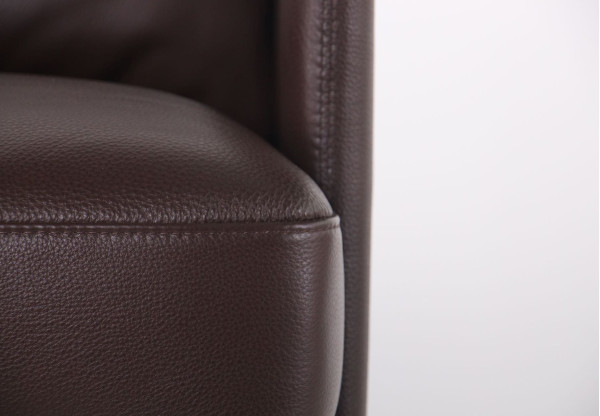 Кресло AMF Lorenzo Brown-10