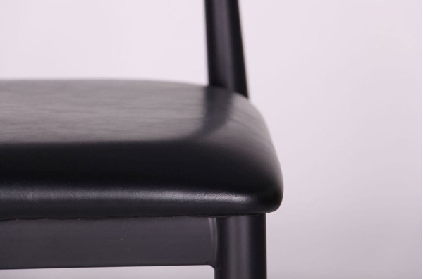 Стул AMF Horn black экокожа-9