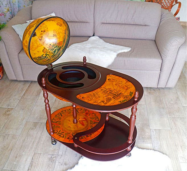 Глобус бар со столиком 42004R-3