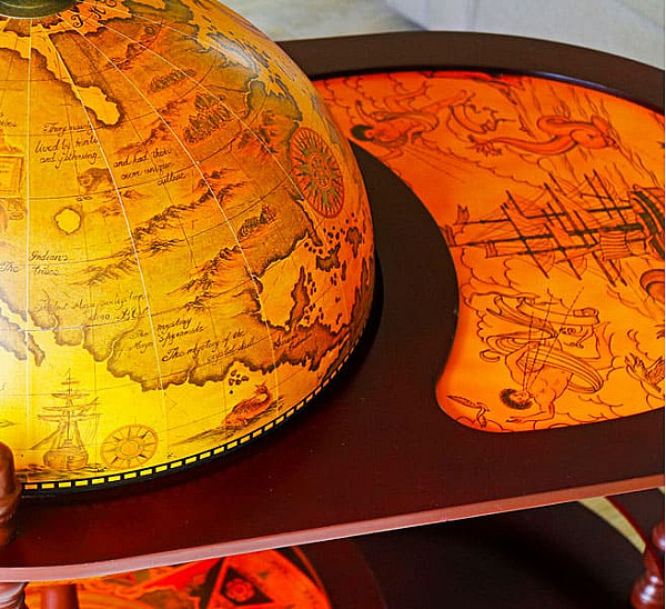 Глобус бар со столиком 42004R-5