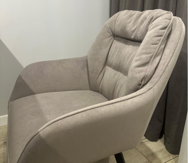 Стілець Impulse Plus Cezar Бежевий-2