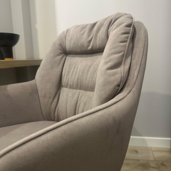 Стілець Impulse Plus Cezar Бежевий-3