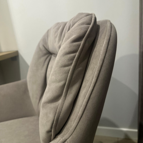 Стілець Impulse Plus Cezar Бежевий-4