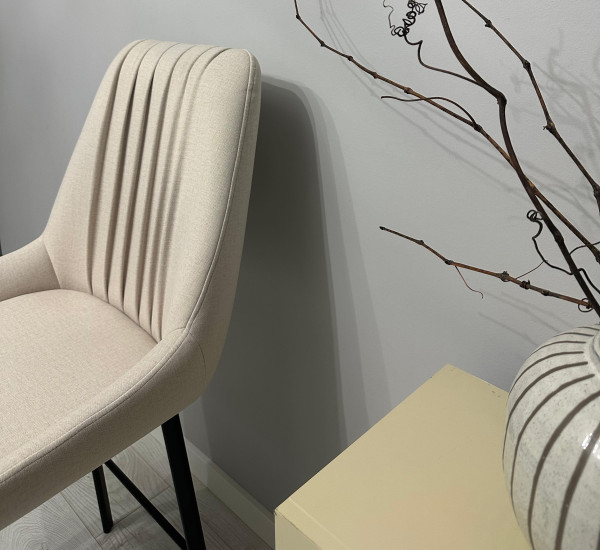 Полубарный стул Impulse Plus Cascad Кремовый-9