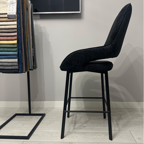 Напівбарний стілець Impulse Plus Sophie Чорний-3