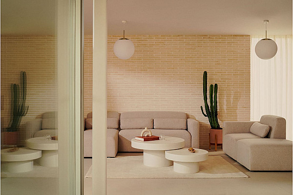 Журнальний столик La Forma AIGUABLAVA J0300040PR05 Білий Ø 66 см-5