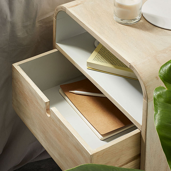 Приліжкова тумбочка La Forma GEORG GE001M33-2