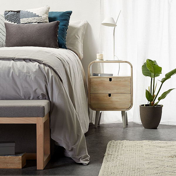 Приліжкова тумбочка La Forma GEORG GE001M33-1