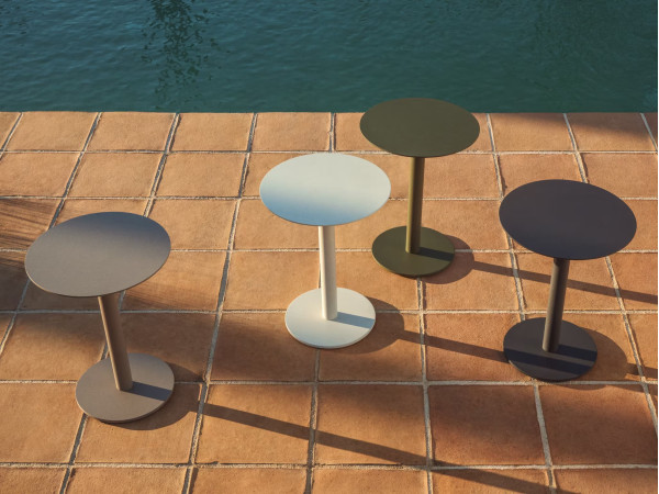 Журнальний столик La Forma Asinara O00694RR15 Графіт Ø 40 см-1