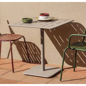 Вуличний стіл La Forma Brai T00100RR12 Бежевий 70х70 см