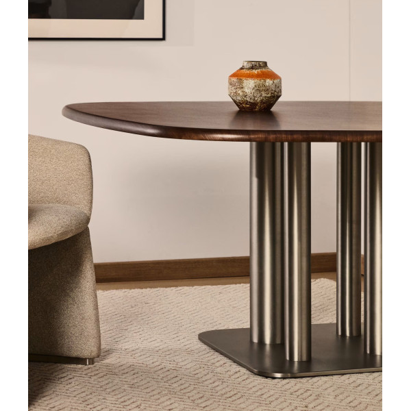 Обідній стіл La Forma Melvar T00255WM10 Горіх 150х150 см-1