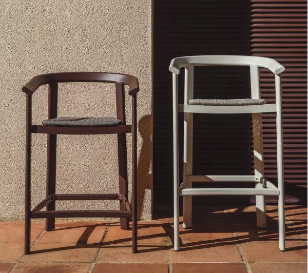 Полубарный стул La Forma Erice O00308RO39 Экрю-4