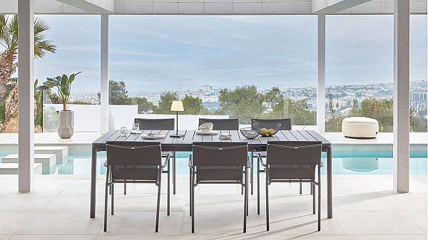 Розкладний обідній садовий стіл La Forma ZALTANA CC6031R02 Темно-сірий 180 (240) x 100 см-1