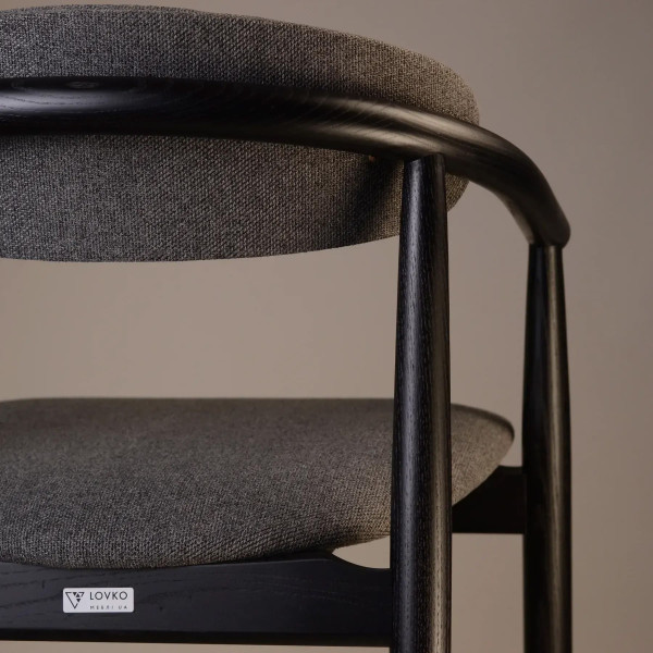 Полубарный стул Lovko Mamont Soft Черный/Austin 19-7