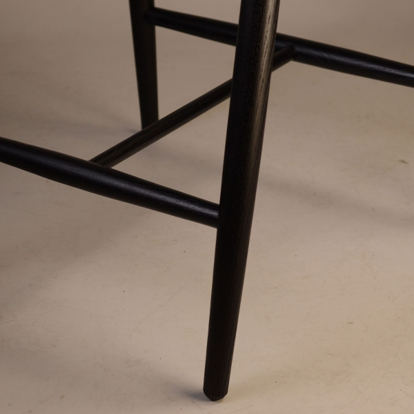 Полубарный стул Lovko Mamont semi-soft Черный/superior 19-9