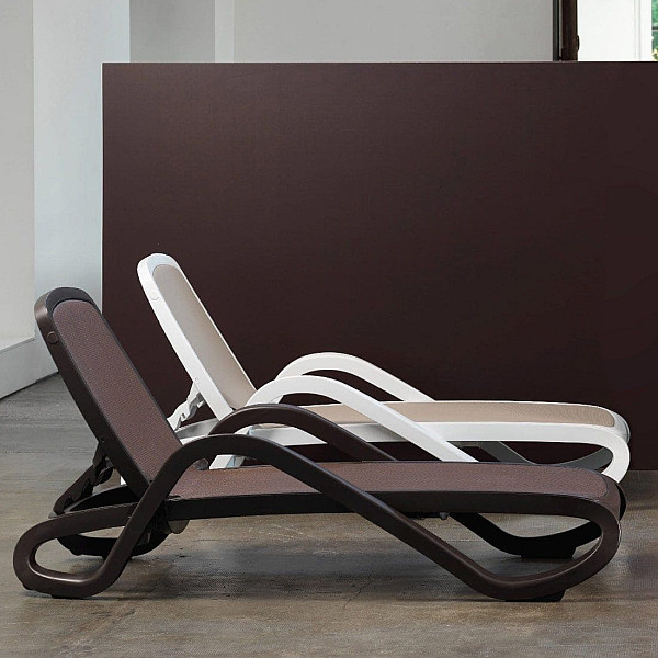 Шезлонг з підлокітниками Nardi Alfa Tortora Tortora-1