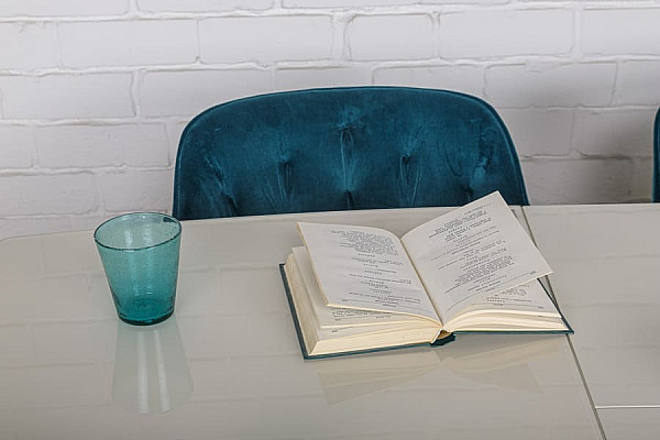 Раскладной обеденный стол Nicolas ATLANTA 140 Крем-7