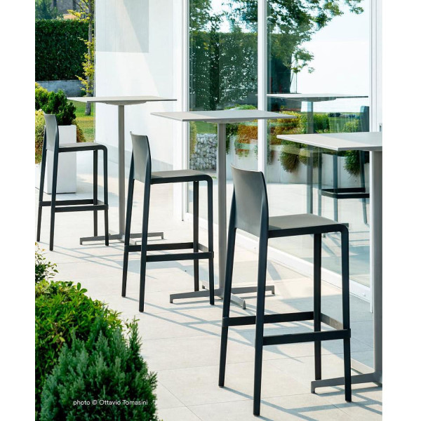 Барний вуличний стілець Pedrali Volt 678/BI Білий-12