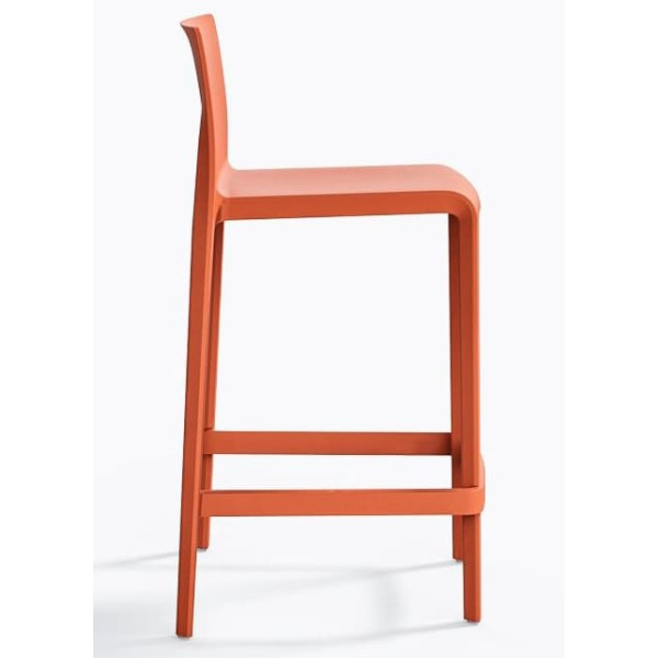Напівбарний вуличний стілець Pedrali Volt 677/AR Помаранчевий-1