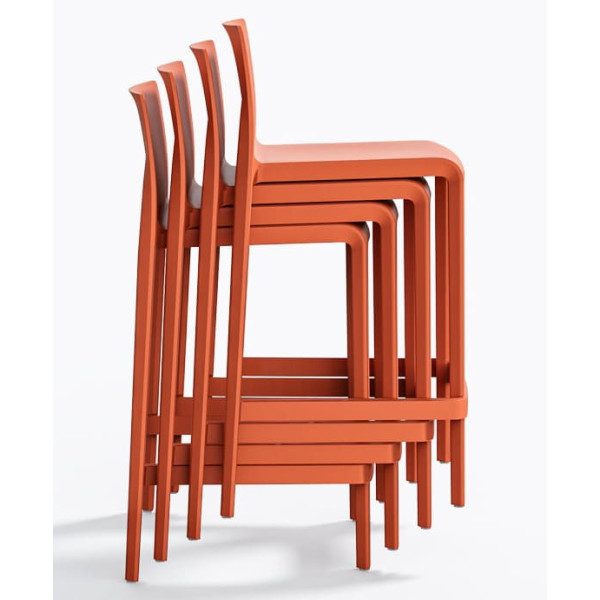 Напівбарний вуличний стілець Pedrali Volt 677/AR Помаранчевий-4