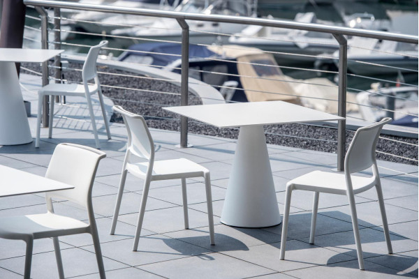 Пластиковый стул Pedrali Ara 310/GС Серый-11