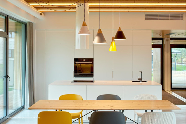 Пластиковий стілець Pedrali Dome 260/GI Жовтий-12