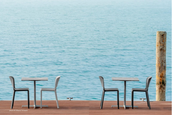 Пластиковый стул Pedrali Dome 260/NE Черный-14