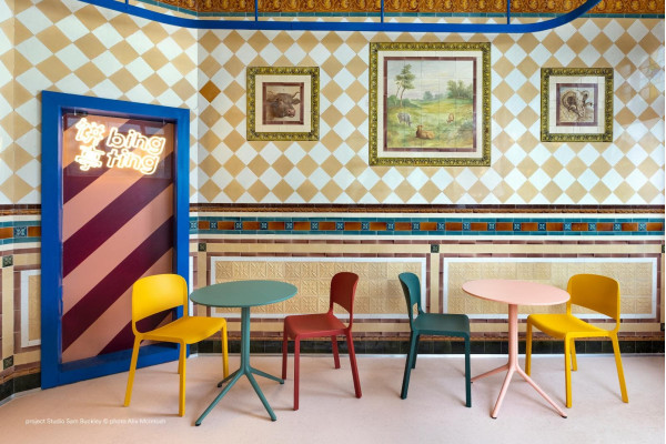 Пластиковый стул Pedrali Dome 260/NE Черный-7