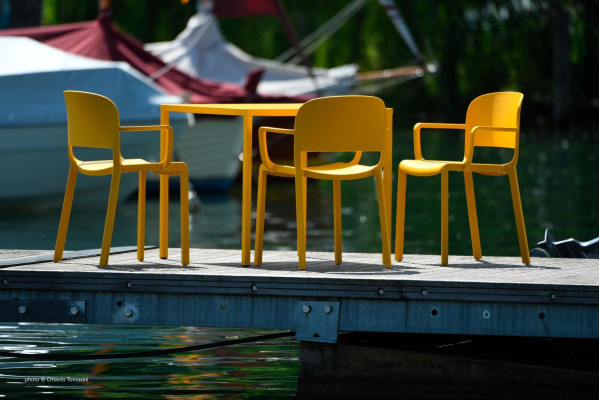 Пластиковий стілець Pedrali Dome 265/VE Зелений-11