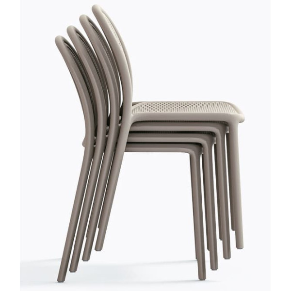 Пластиковий стілець Pedrali REMIND 3730/BE Бежевий-5