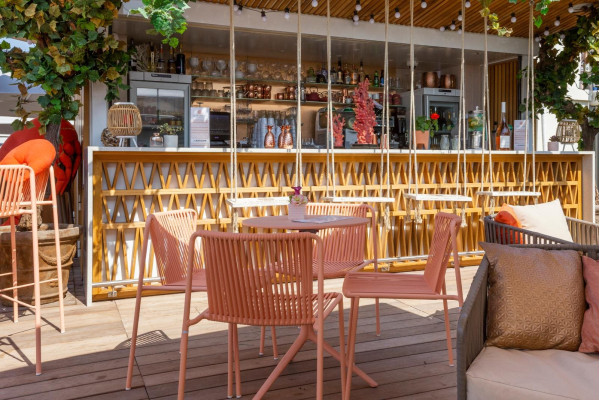 Стул уличный Pedrali Tribeca 3660/RO400E Красный-12