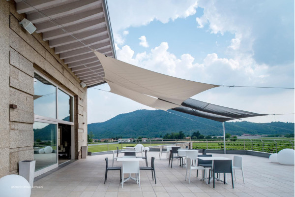 Пластиковый стул Pedrali Volt 670/NE Черный-6