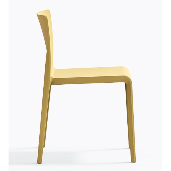 Пластиковий стілець Pedrali Volt 670/GI Жовтий-2