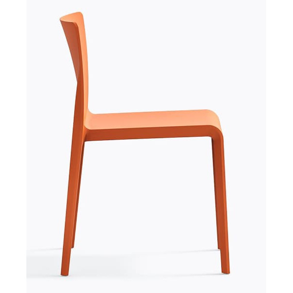 Пластиковий стілець Pedrali Volt 670/AR Помаранчевий-2