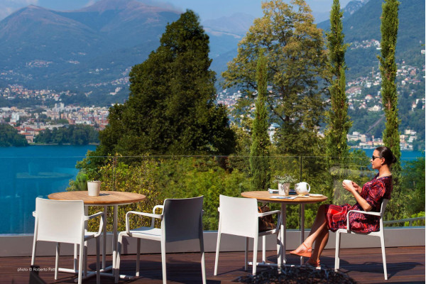 Пластиковий стілець Pedrali Volt 675/BI Білий-8