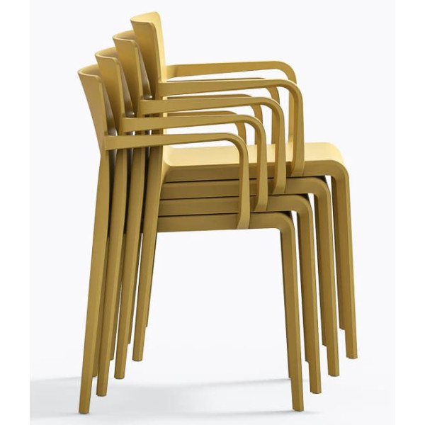 Пластиковий стілець Pedrali Volt 675/GI Жовтий-5