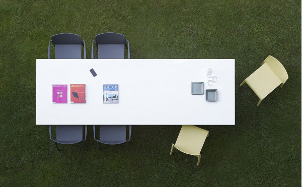 Пластиковий стілець Pedrali Volt 675/BI Білий-16