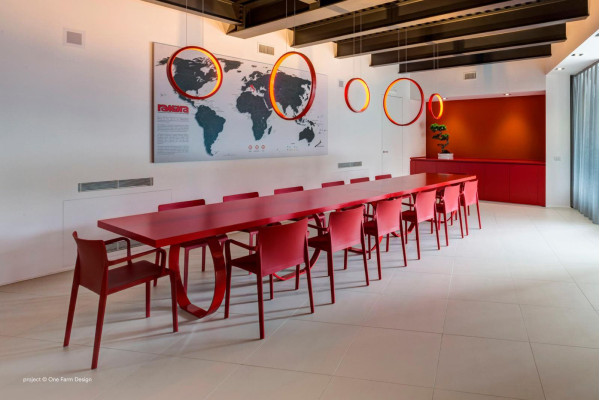 Пластиковий стілець Pedrali Volt 675/RO Червоний-6