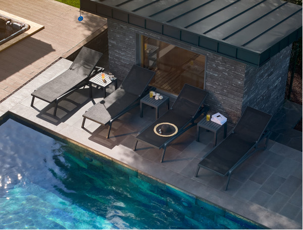 Уличный журнальный столик Siesta Ocean Side Table Темно-серый (Dark Grey)-10