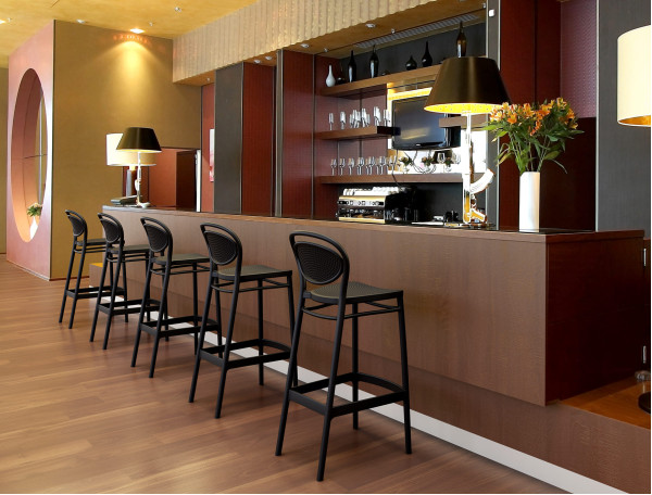 Напівбарний пластиковий стілець Siesta Marcel Bar 65 Чорний (Black)-4