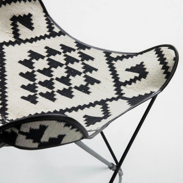 Крісло La Forma FLYNN Чорно-біле CC0352J60-2