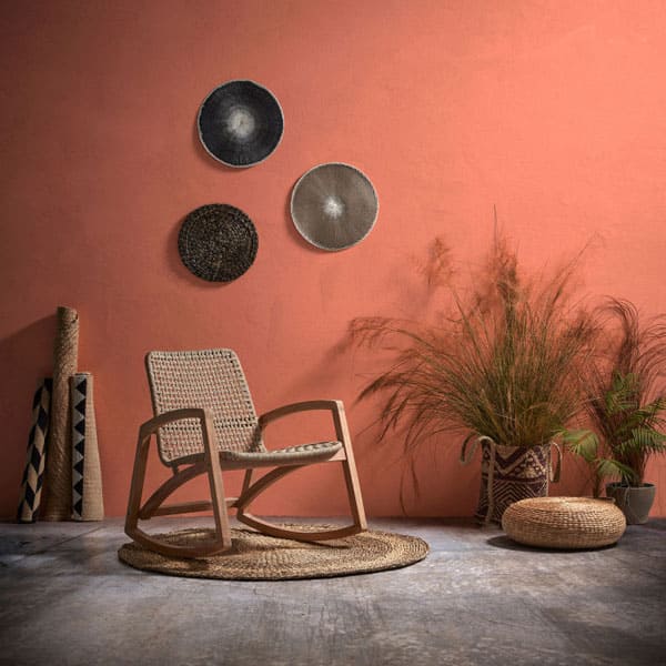 Крісло-гойдалка La Forma TANISKA Бежеве CC1041J35-1